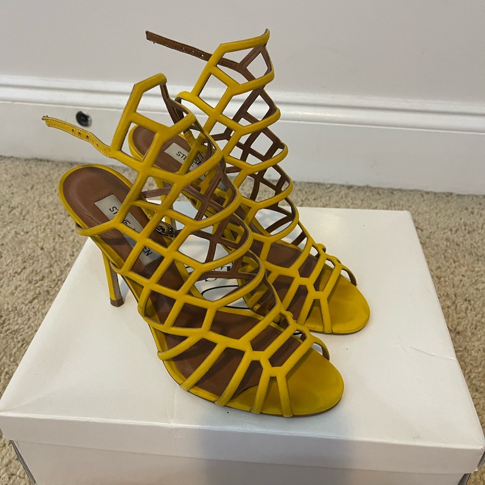 Steve Madden heels